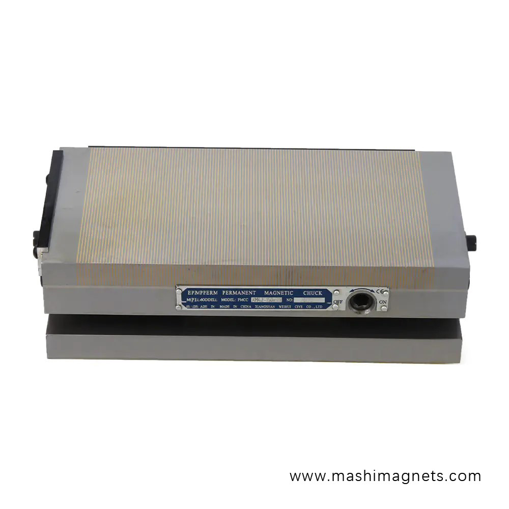 Single tilting permanent magnetic chuck